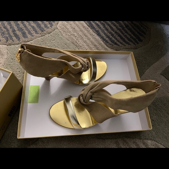 Michael Kors Suede Metallic Sandals - Picture 4 of 6